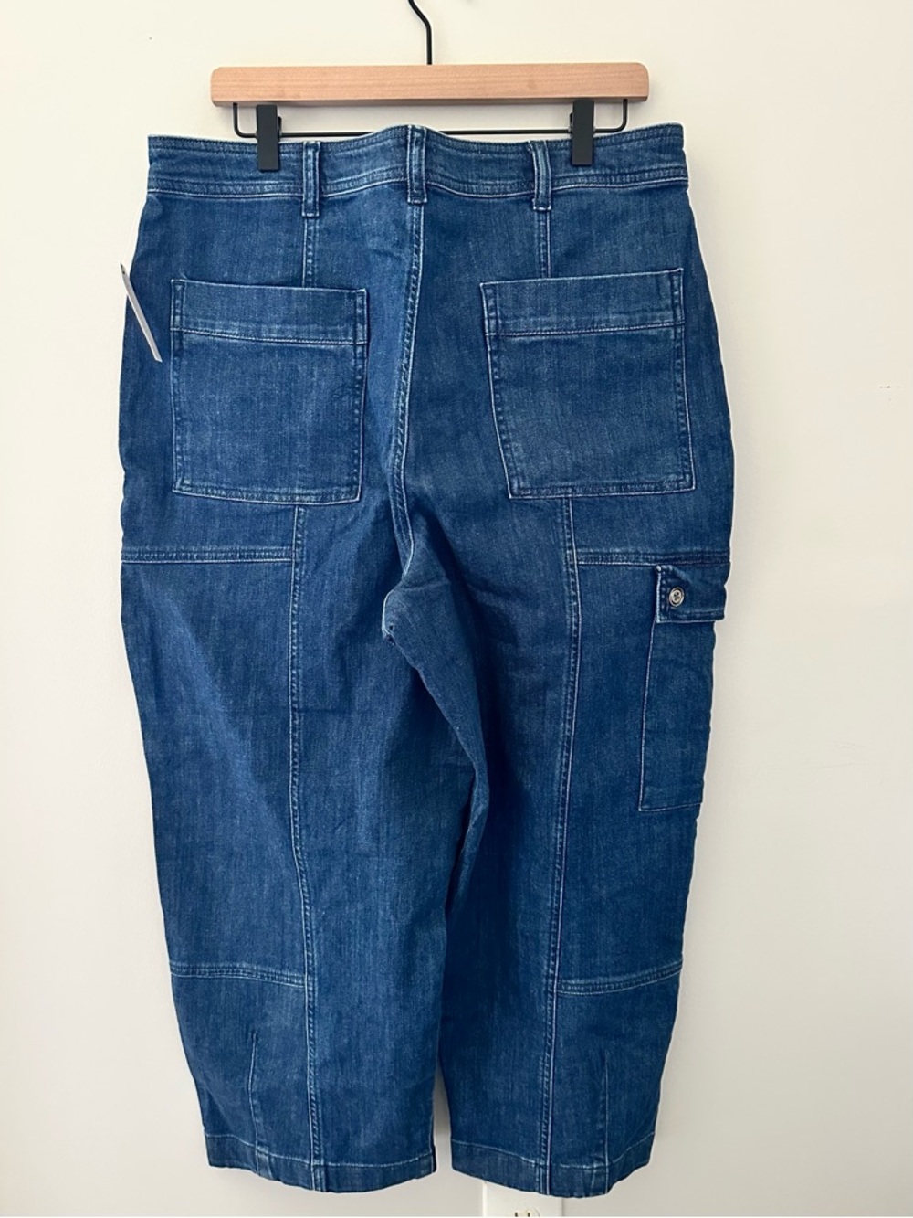 Pilcro for Anthropologie Dark Wash Carpenter Barrel Leg Jeans SZ 33 New with Tag - Picture 2 of 16